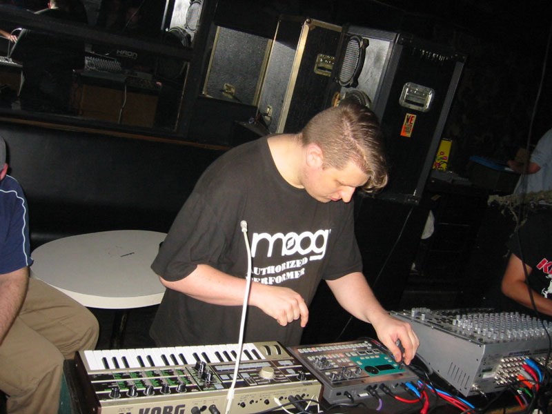 consequence @ electro innunk live 21.5.